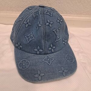 Louis Vuitton Pre-Owned Monogram Denim XL Cap In Perfect Condition